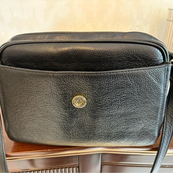 Gorgeous Black Leather Crossbody Bag, Vintage - Picture 6 of 13
